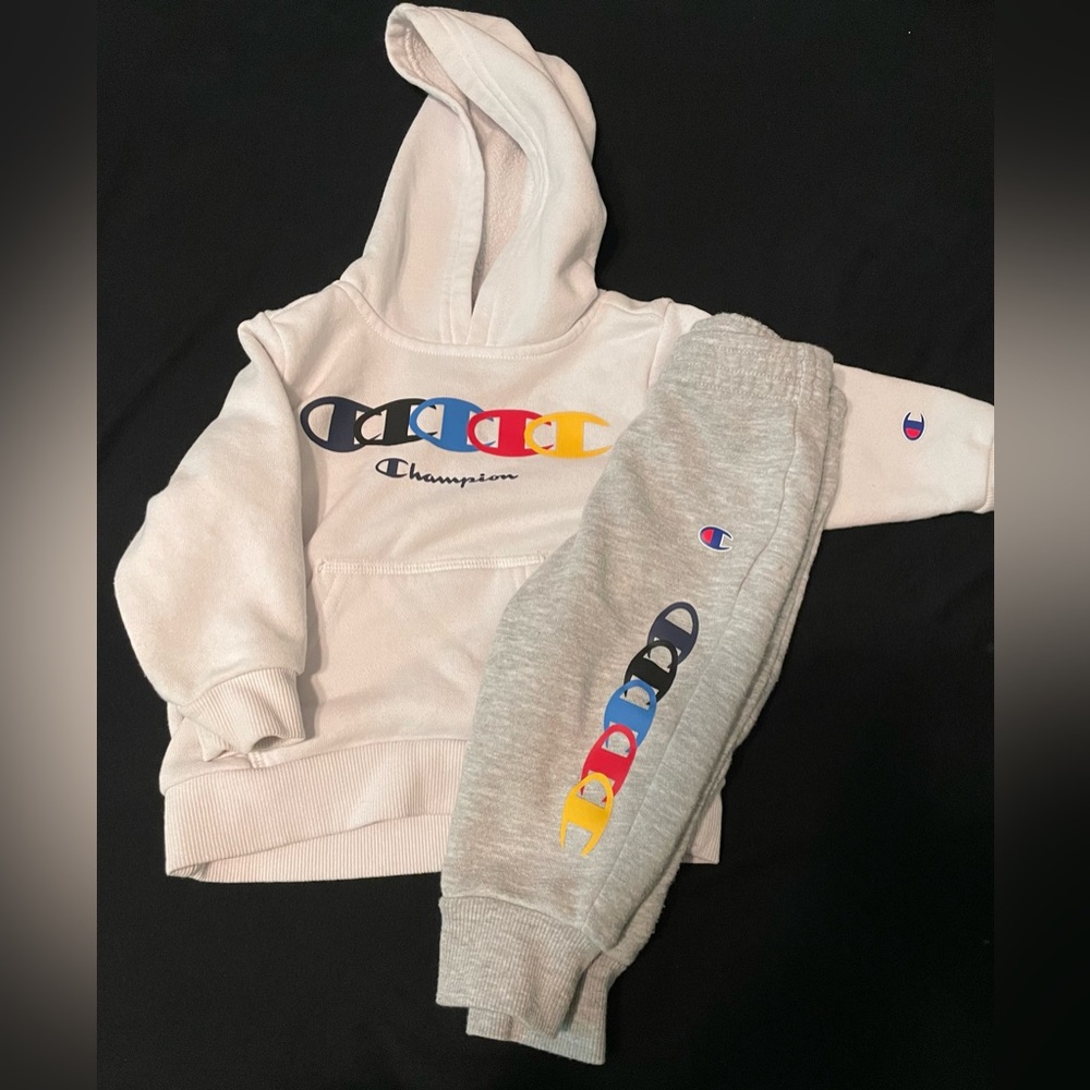 CHAMPION ATHLETICWEAR Toddler
Boy's Fleece Hoodie/Joggers
Outfit, 2-Piece Set